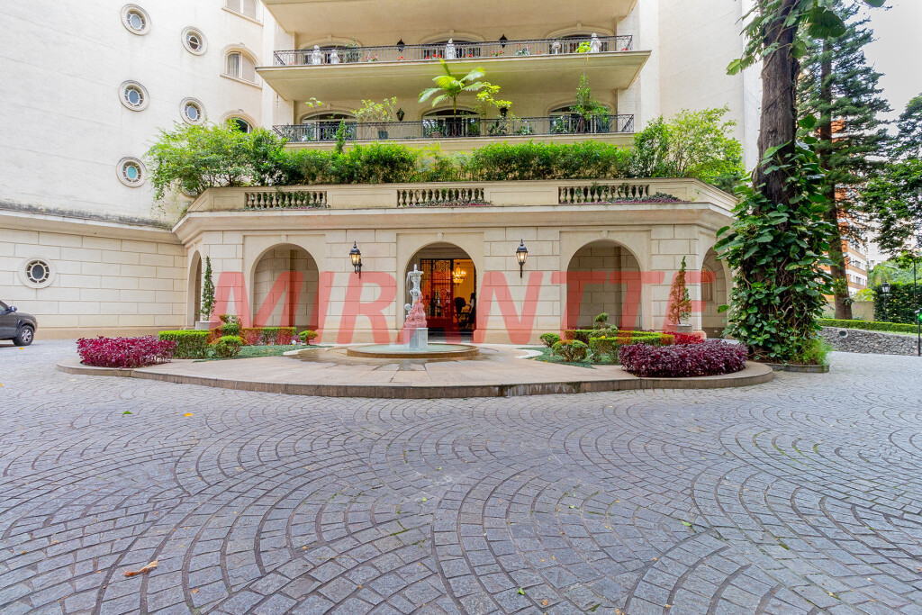 Apartamento de 609m² com 4 quartos em Jardim America