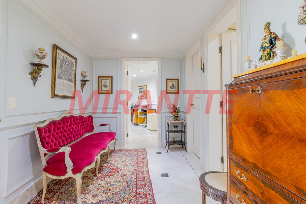 Apartamento de 609m² com 4 quartos em Jardim America