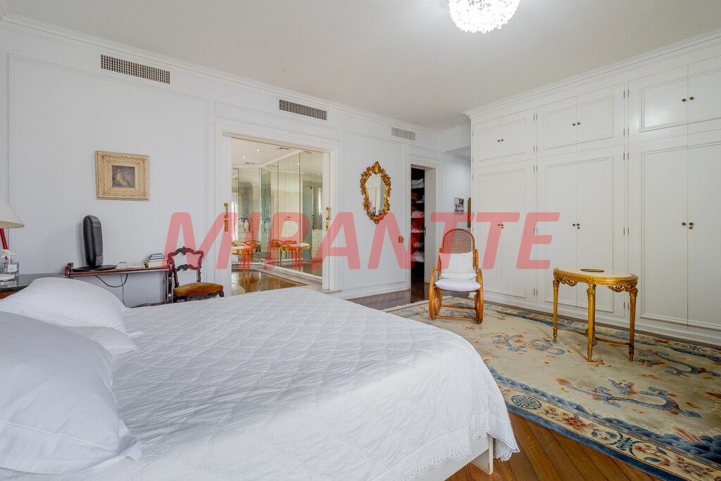 Apartamento de 609m² com 4 quartos em Jardim America