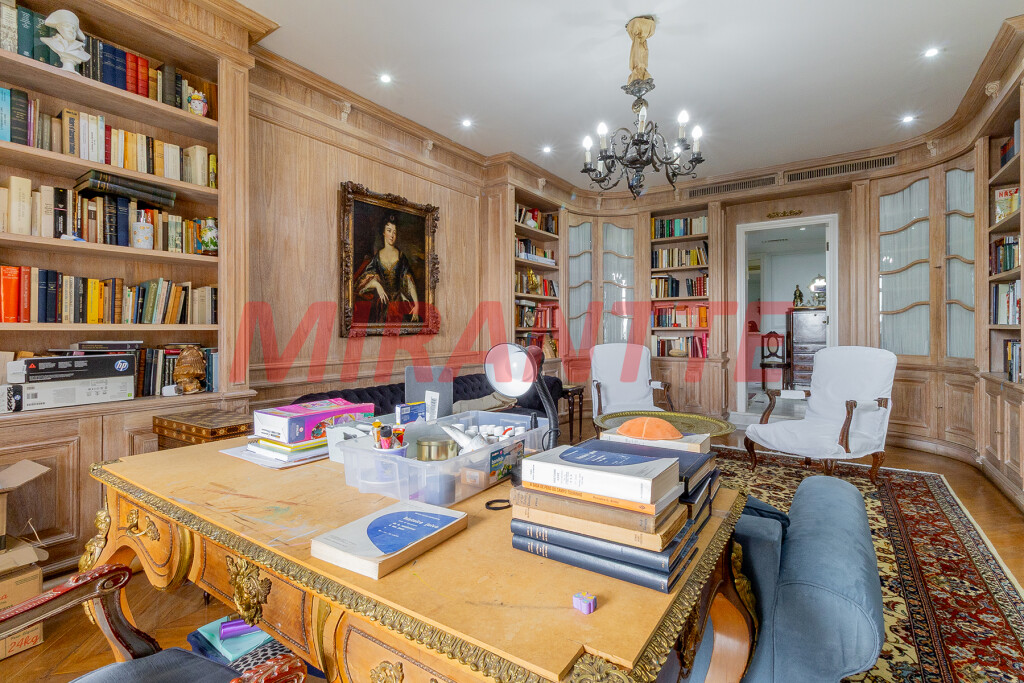 Apartamento de 609m² com 4 quartos em Jardim America