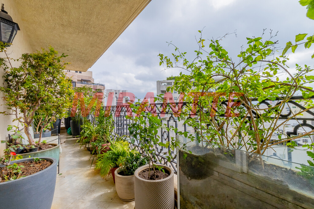 Apartamento de 609m² com 4 quartos em Jardim America