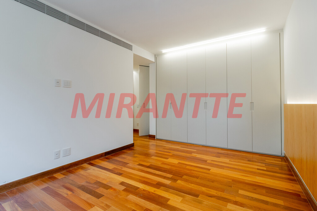 Apartamento de 500m² com 4 quartos em Higienópolis