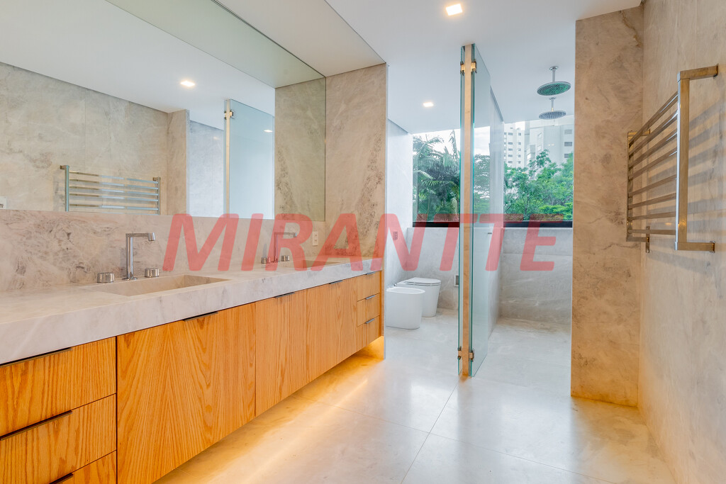 Apartamento de 500m² com 4 quartos em Higienópolis