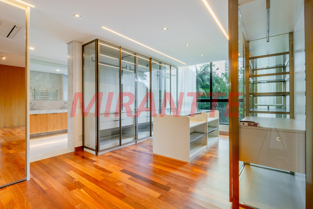 Apartamento de 500m² com 4 quartos em Higienópolis