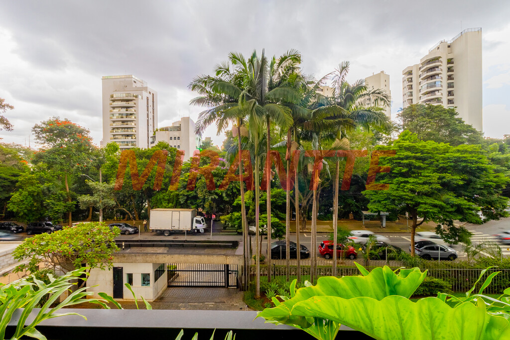 Apartamento de 500m² com 4 quartos em Higienópolis