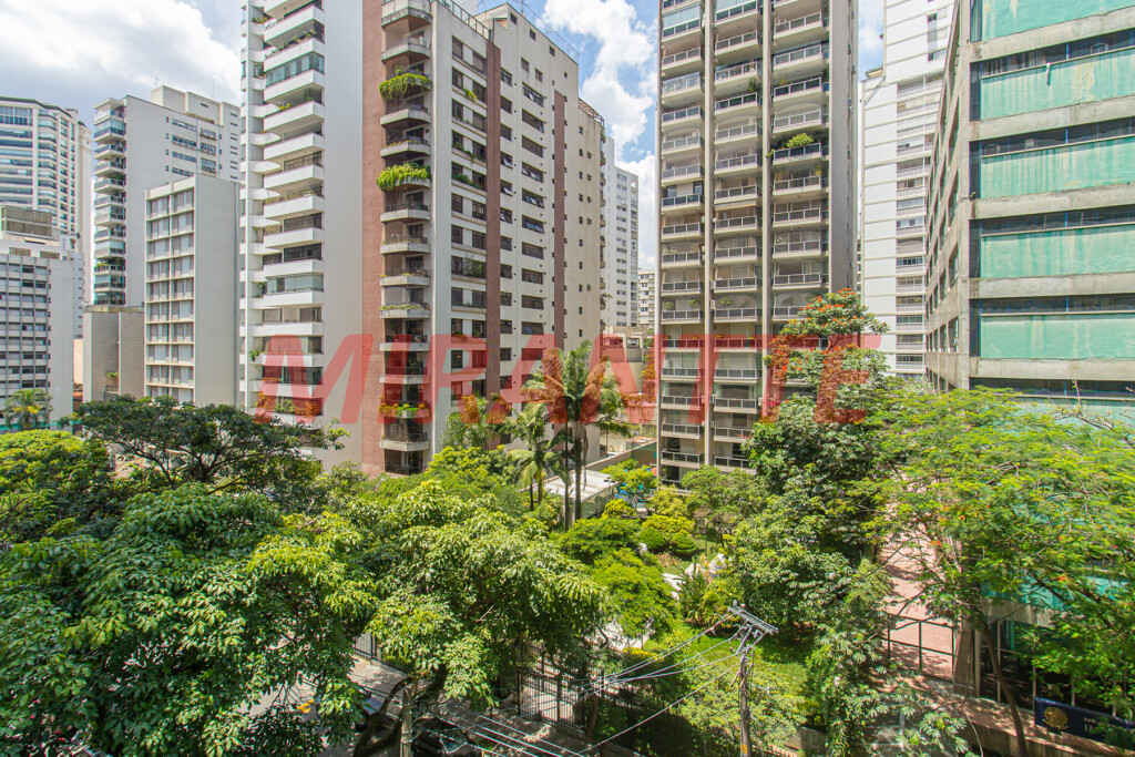 Apartamento de 200m² com 4 quartos em Higienópolis