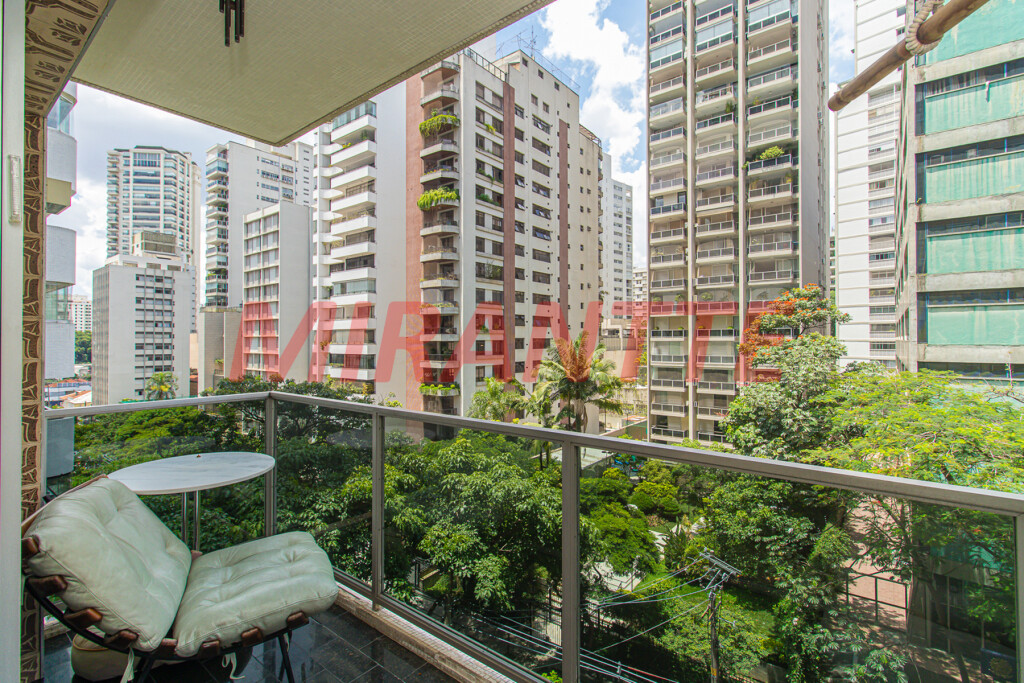 Apartamento de 200m² com 4 quartos em Higienópolis