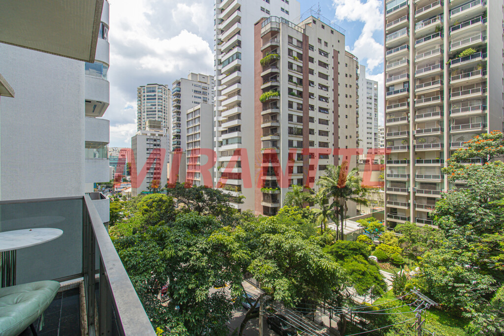 Apartamento de 200m² com 4 quartos em Higienópolis