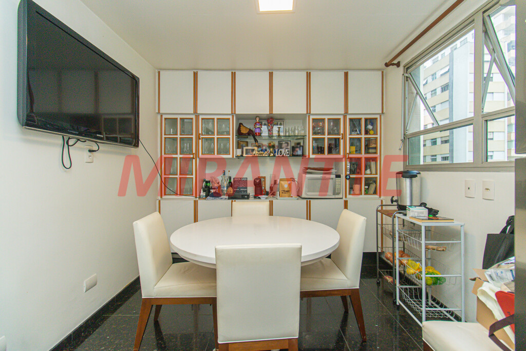 Apartamento de 200m² com 4 quartos em Higienópolis