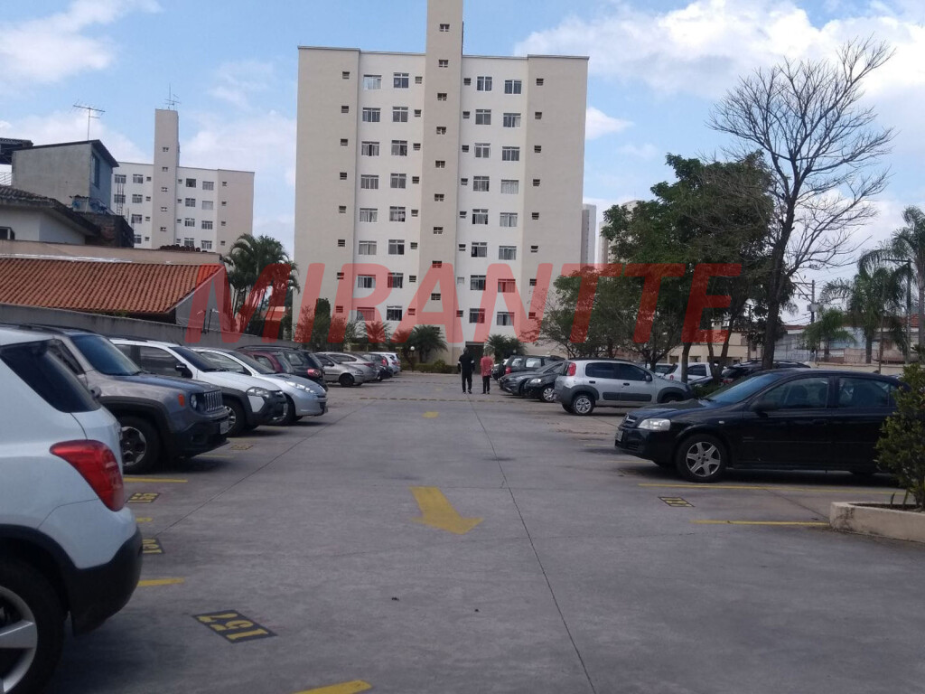 Apartamento de 60m² com 2 quartos em Jaçana