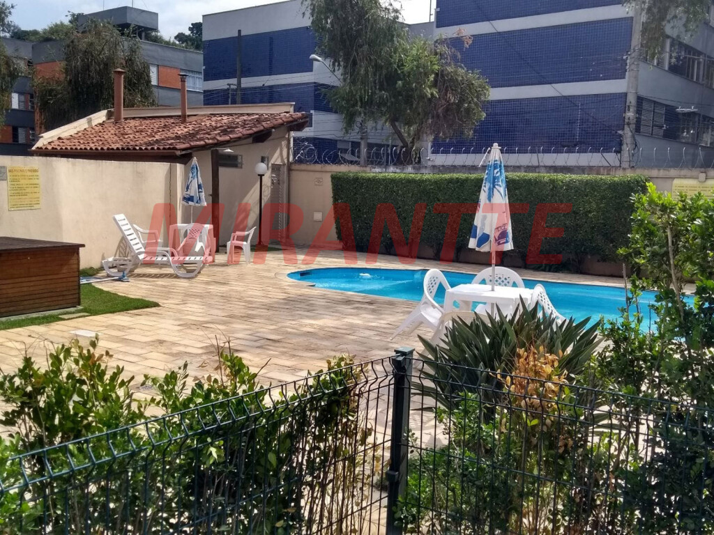 Apartamento de 60m² com 2 quartos em Jaçana