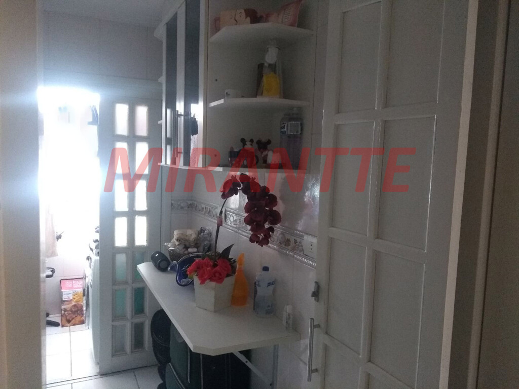 Apartamento de 60m² com 2 quartos em Jaçana