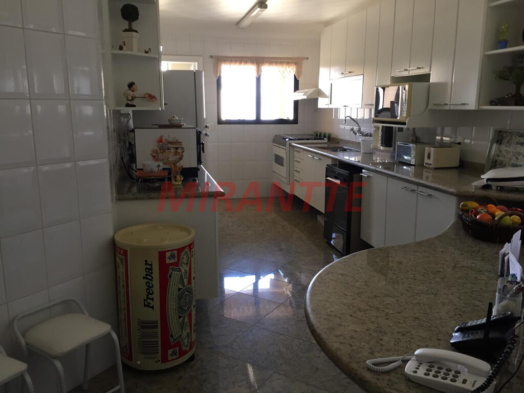 Apartamento de 175m² com 3 quartos em Balneário Guarujá