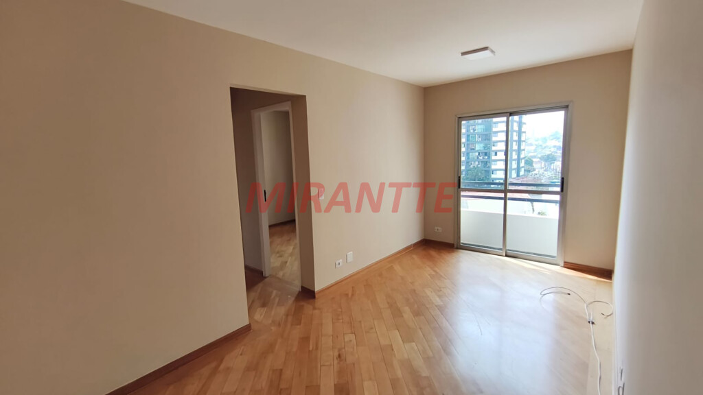 Apartamento de 62m² com 2 quartos em Santa Teresinha