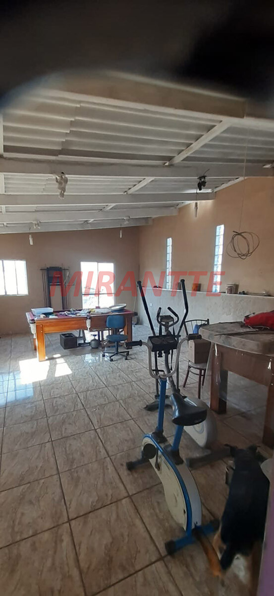 Sobrado de 131m² com 3 quartos em Vila Nivi