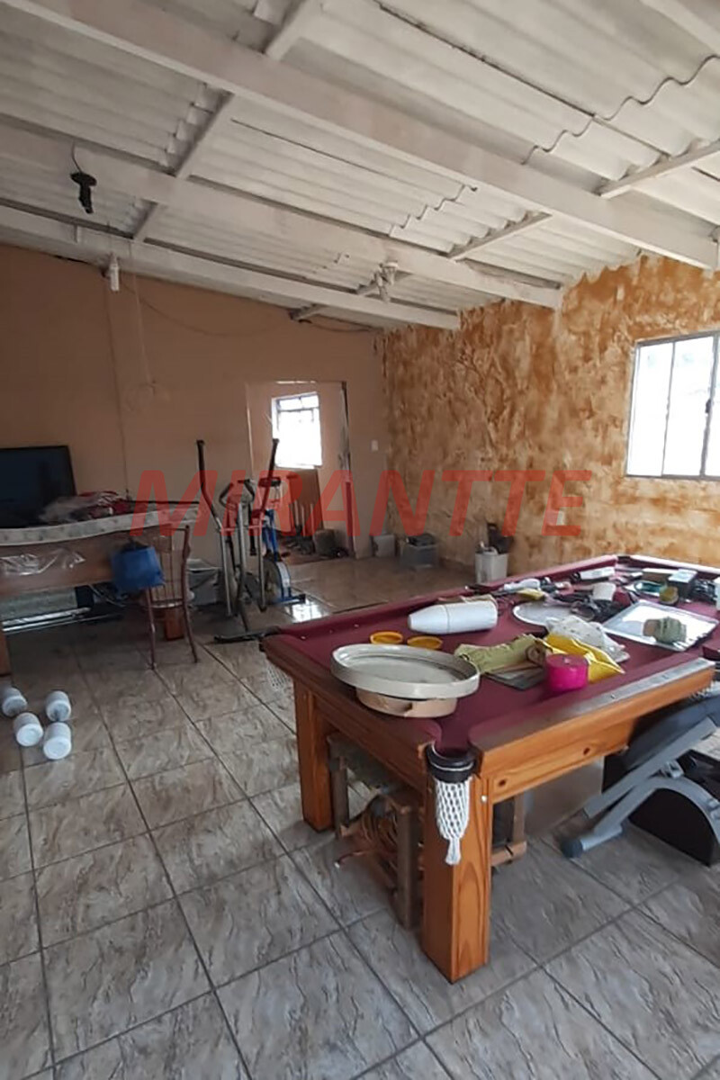 Sobrado de 131m² com 3 quartos em Vila Nivi