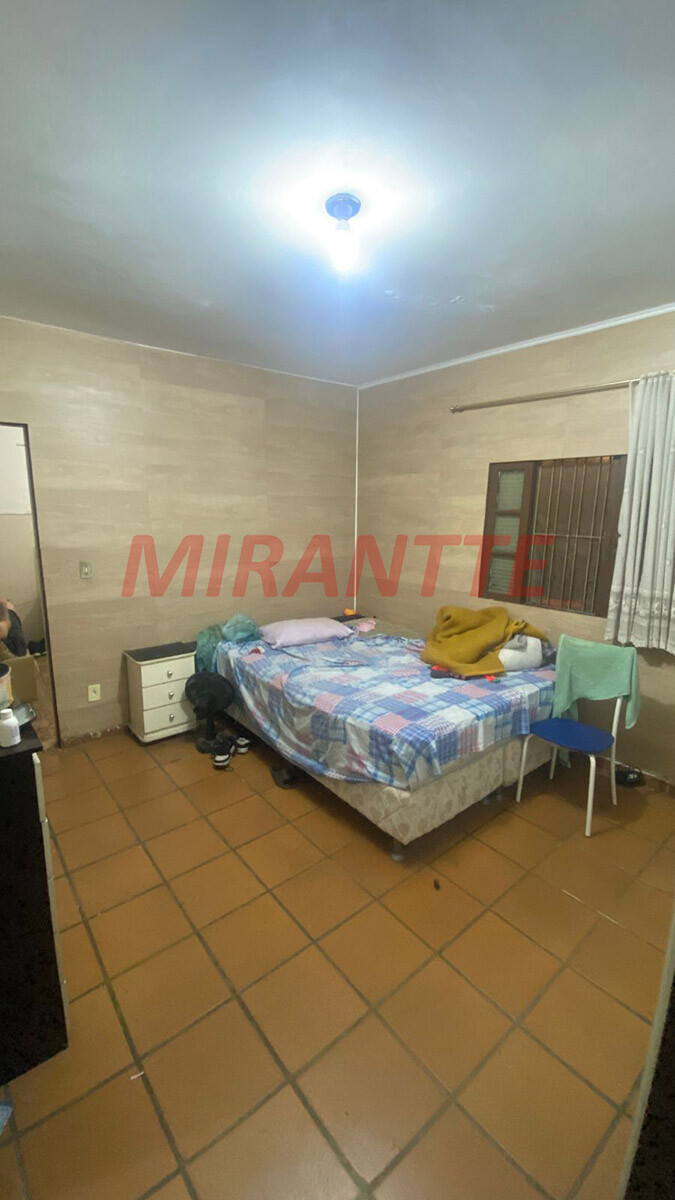 Sobrado de 131m² com 3 quartos em Vila Nivi