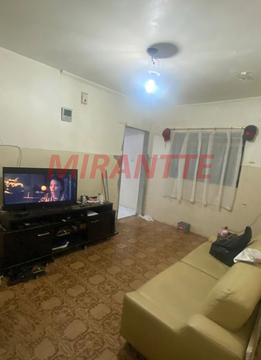 Sobrado de 131m² com 3 quartos em Vila Nivi