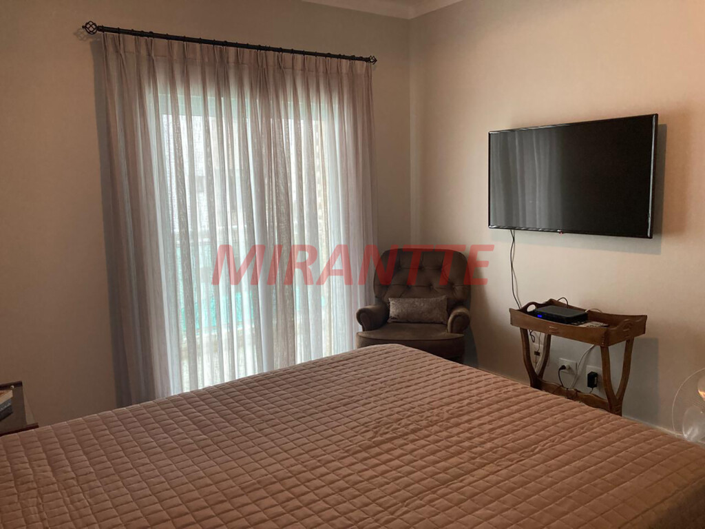 Apartamento de 235m² com 4 quartos em Santana