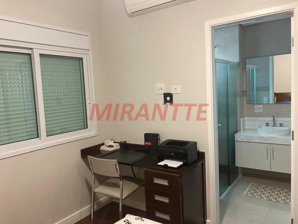 Apartamento de 235m² com 4 quartos em Santana