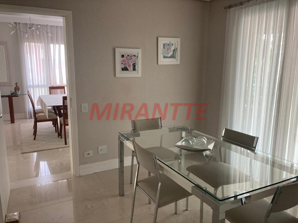 Apartamento de 235m² com 4 quartos em Santana