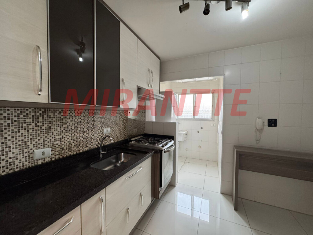 Apartamento de 70m² com 3 quartos em Santa Teresinha