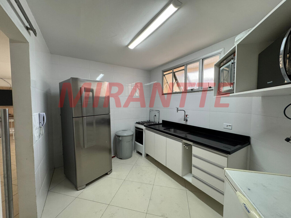Apartamento de 70m² com 3 quartos em Santa Teresinha