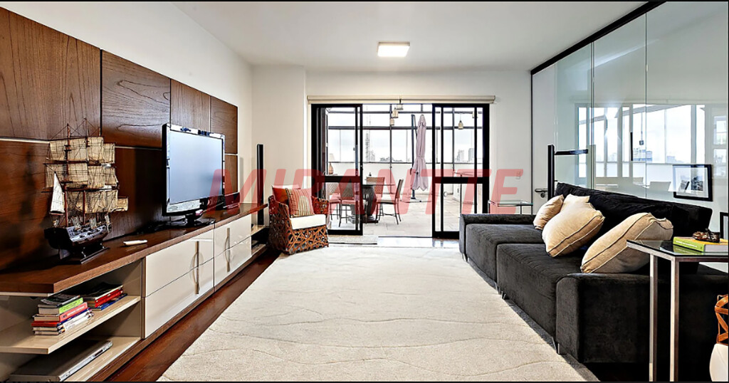 Cobertura duplex de 450m² com 5 quartos em Perdizes