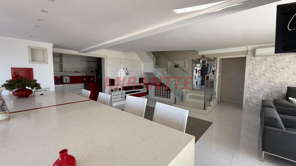 Cobertura duplex de 250m² com 4 quartos em Vila Maria Alta