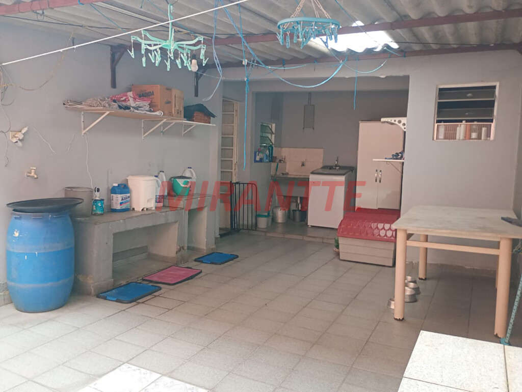 Sobrado com 3 quartos em Vila Ede