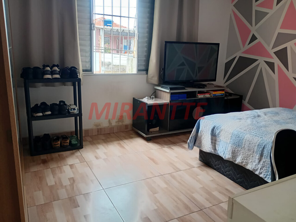 Sobrado com 3 quartos em Vila Ede