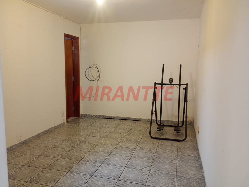 Sobrado com 3 quartos em Vila Ede