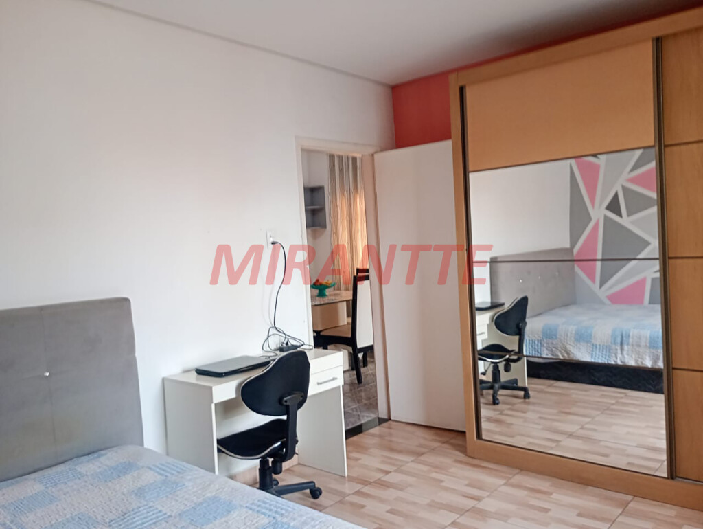 Sobrado com 3 quartos em Vila Ede