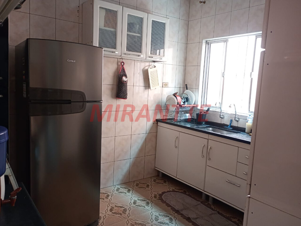 Sobrado com 3 quartos em Vila Ede
