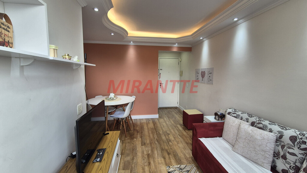 Apartamento de 50m² com 2 quartos em Carandiru