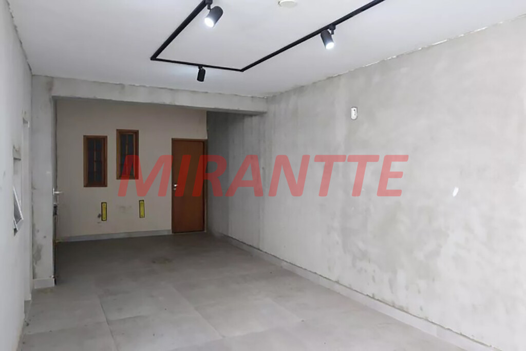 Sobrado de 136m² com 3 quartos em Santana