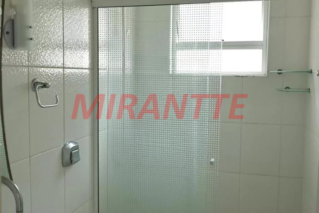 Sobrado de 136m² com 3 quartos em Santana