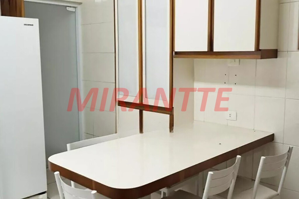 Sobrado de 136m² com 3 quartos em Santana