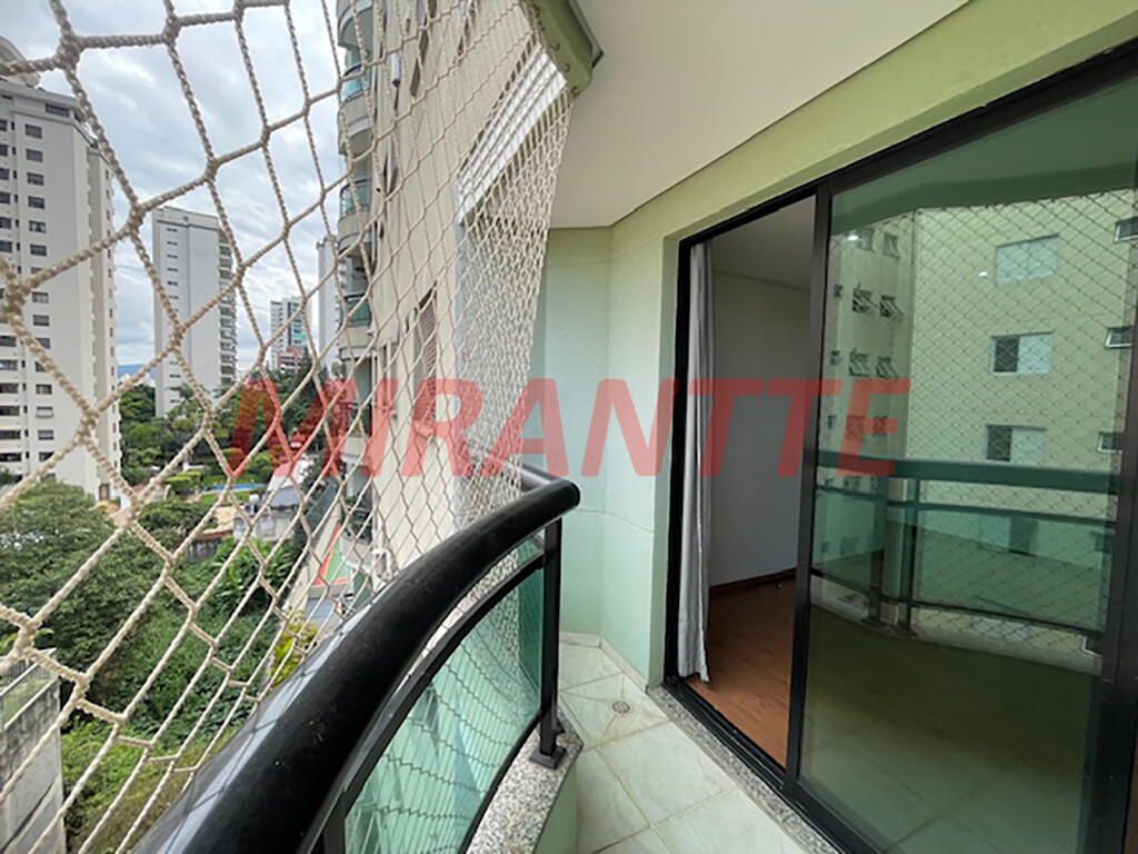 Apartamento de 95m² com 3 quartos em Água Fria
