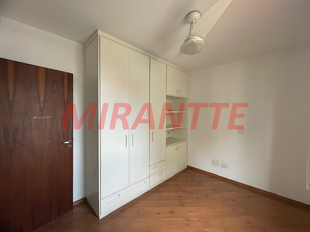 Apartamento de 95m² com 3 quartos em Água Fria