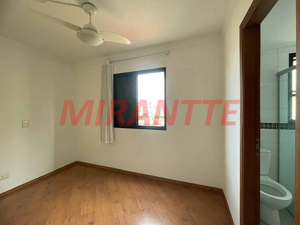 Apartamento de 95m² com 3 quartos em Água Fria