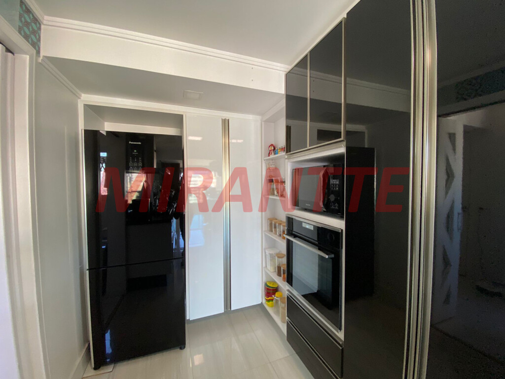 Apartamento de 139m² com 3 quartos em Santa Teresinha