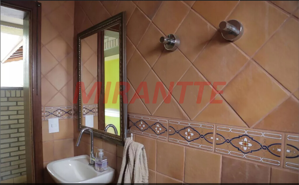Casa terrea de 440m² com 4 quartos em Vila Carolina