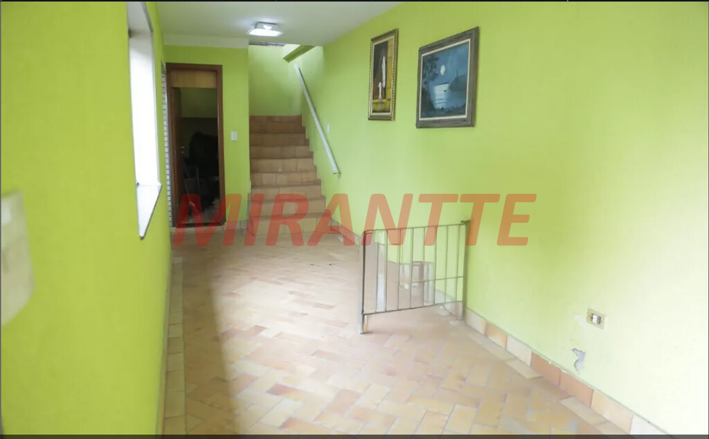 Casa terrea de 440m² com 4 quartos em Vila Carolina