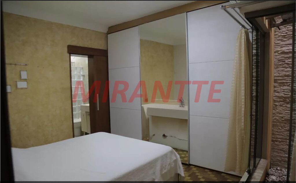 Casa terrea de 440m² com 4 quartos em Vila Carolina