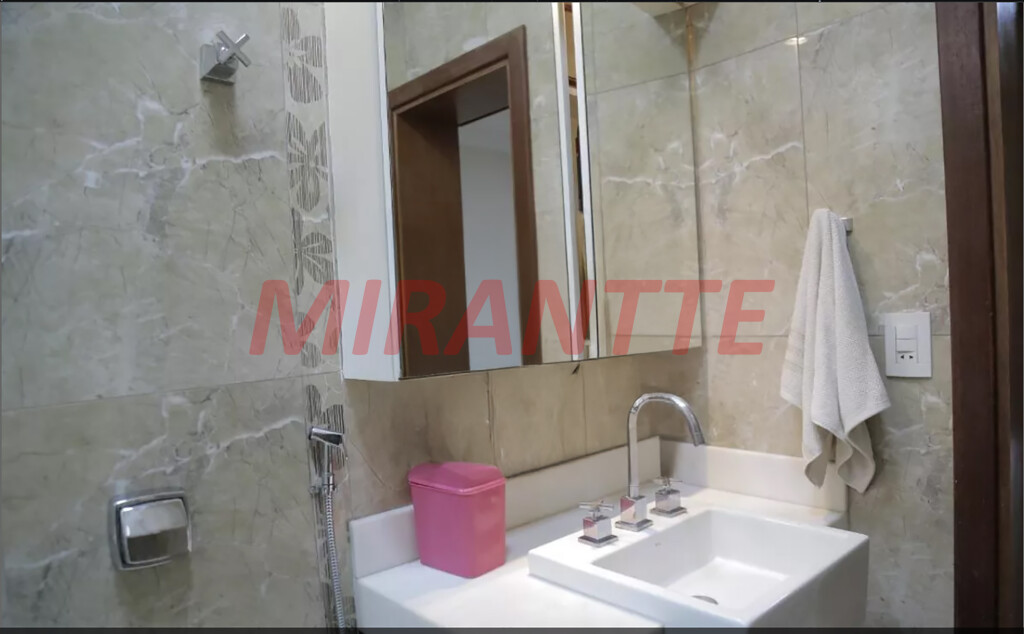 Casa terrea de 440m² com 4 quartos em Vila Carolina