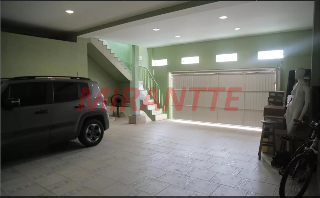 Casa terrea de 440m² com 4 quartos em Vila Carolina