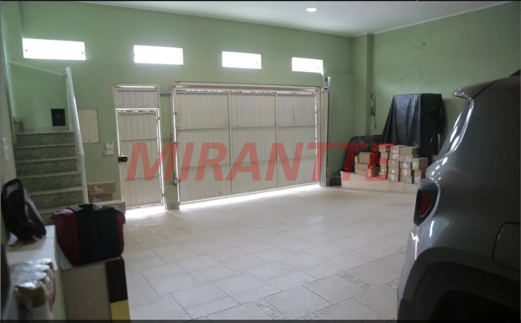 Casa terrea de 440m² com 4 quartos em Vila Carolina
