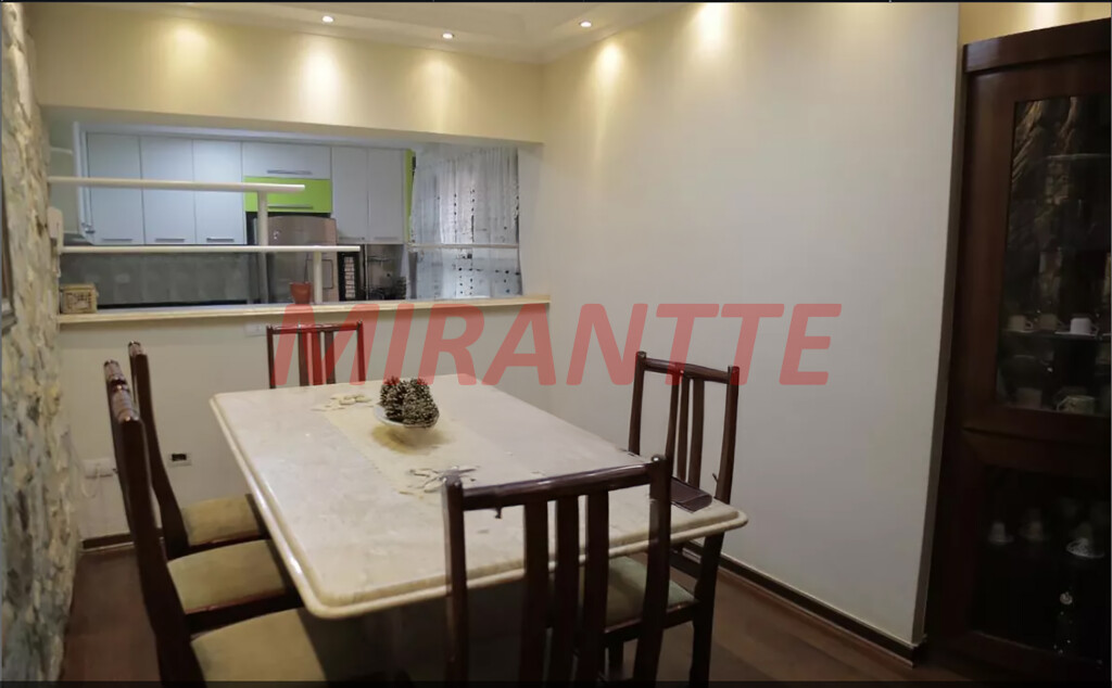 Casa terrea de 440m² com 4 quartos em Vila Carolina
