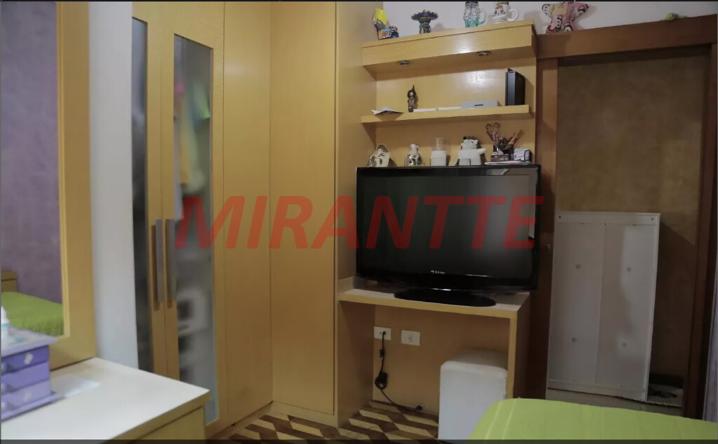 Casa terrea de 440m² com 4 quartos em Vila Carolina